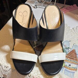 Jessica Simpson Black and Cream Mules